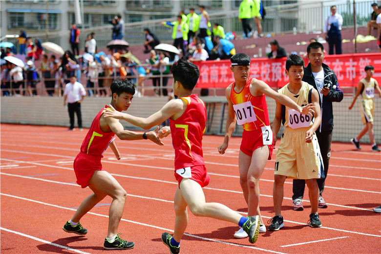 專題報道第九期丨南充市第二屆中等職業(yè)學(xué)校學(xué)生田徑錦標(biāo)賽圓滿謝幕